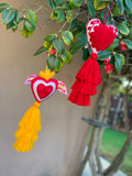 Corazones Bordados